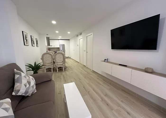 Apartment A 100 Metros De La Playa En Fuengirola