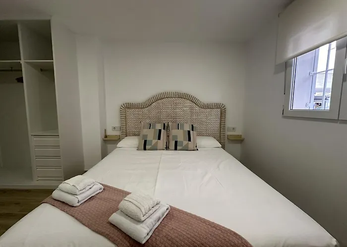 A 100 Metros De La Playa En *